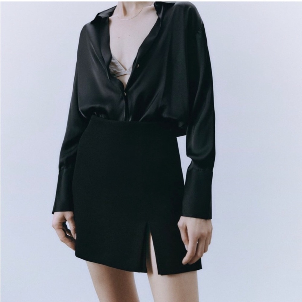 Zara Black Mini Skirt with Front Split